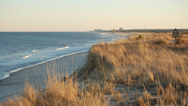 Delaware - The state of Delaware is often known for being the first of the current 50, but it’s also known for it’s beautiful beaches. Miles of sand make beach towns like Rehoboth, Dewey, and Bethany favorite locations for sea-loving vacationers.