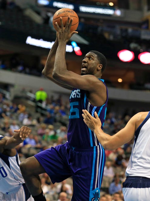 Roy Hibbert: Lakers to Hornets.