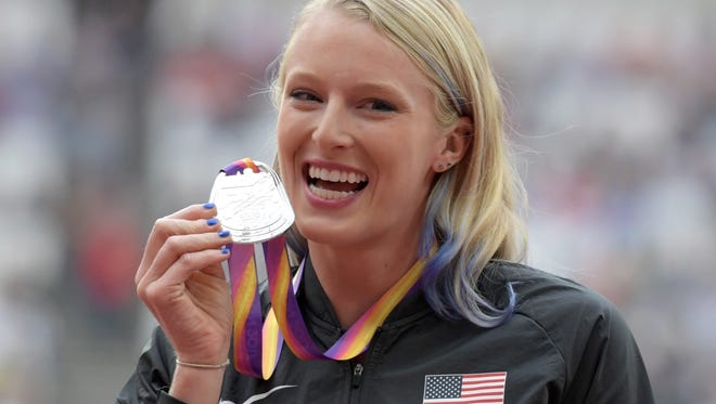 Sandi Morris of the USA receives her silver medal from the pole vault.