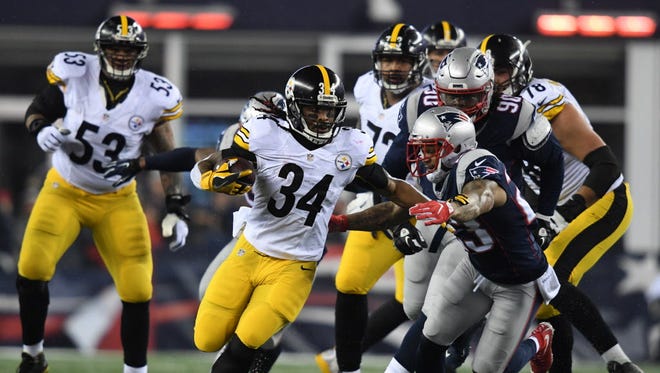 Steelers running back DeAngelo Williams (34) runs the ball during the second quarter.